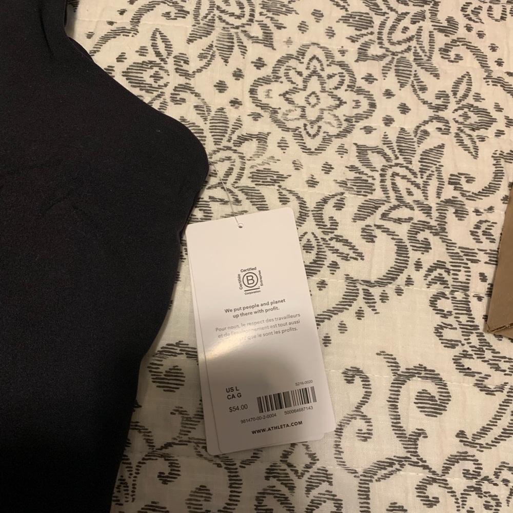 NWT black sports bra
